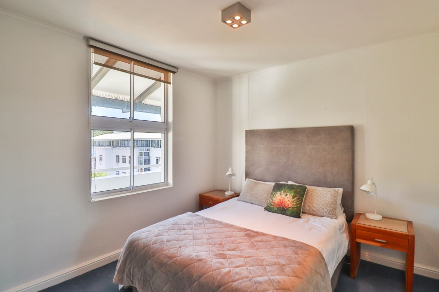 To Let 3 Bedroom Property for Rent in Mouille Point Western Cape